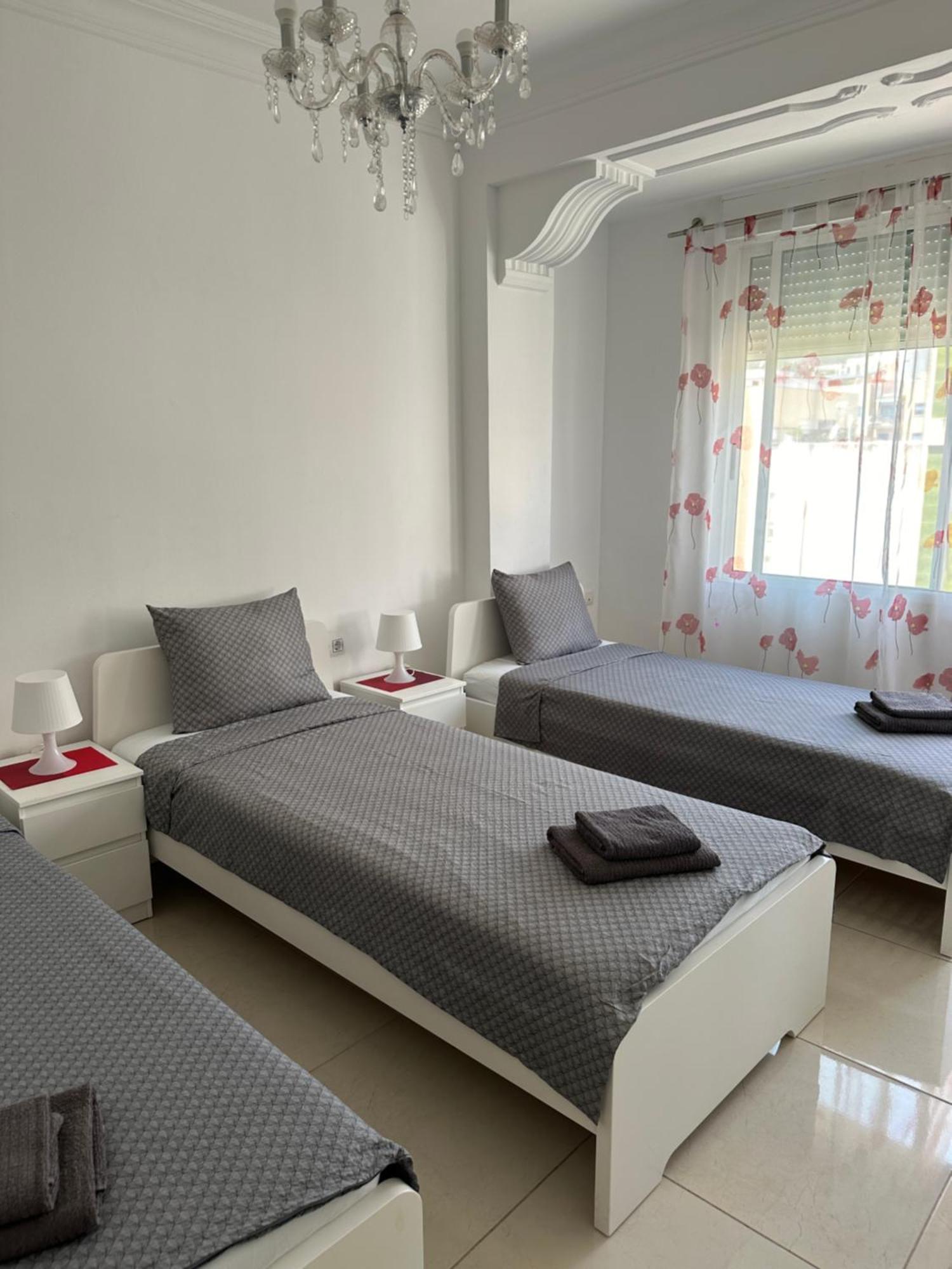 Modern And Bright 5 Bedroom Apartment Del Prado Gandía Esterno foto