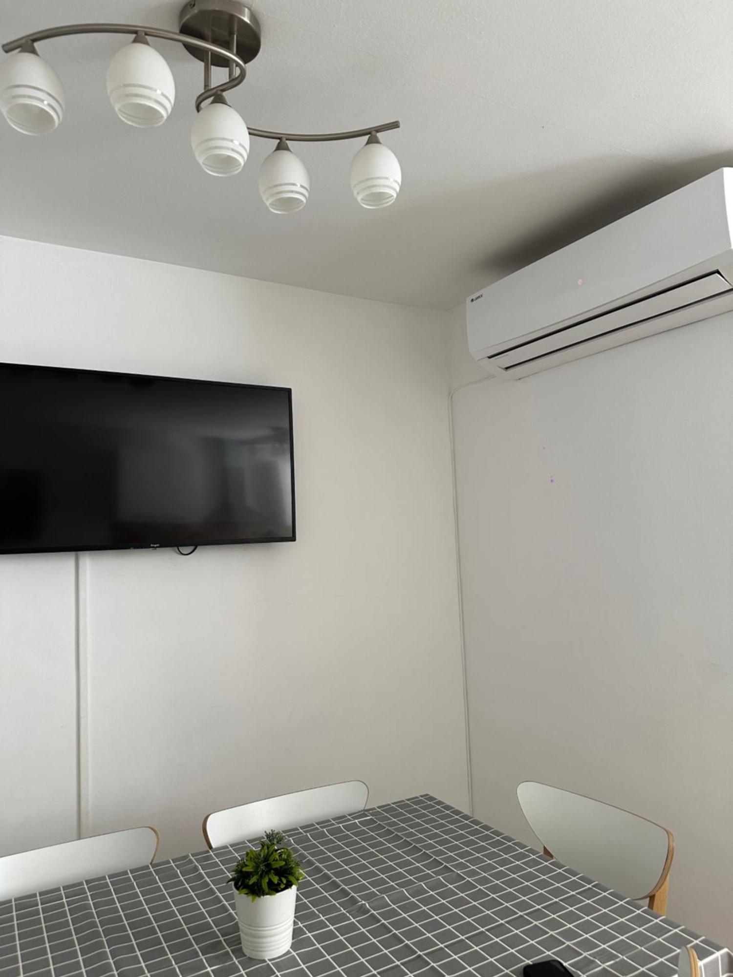 Modern And Bright 5 Bedroom Apartment Del Prado Gandía Esterno foto