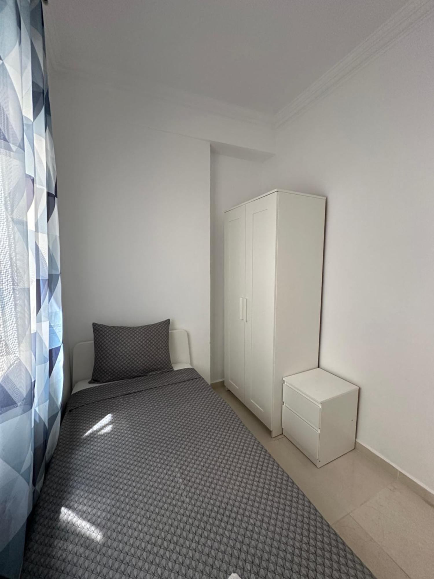 Modern And Bright 5 Bedroom Apartment Del Prado Gandía Esterno foto